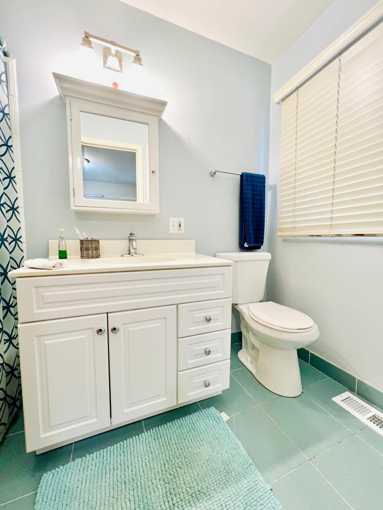 Designer Themed 4 Bedroom In Location With Patio And Fireplace Casa de Férias *